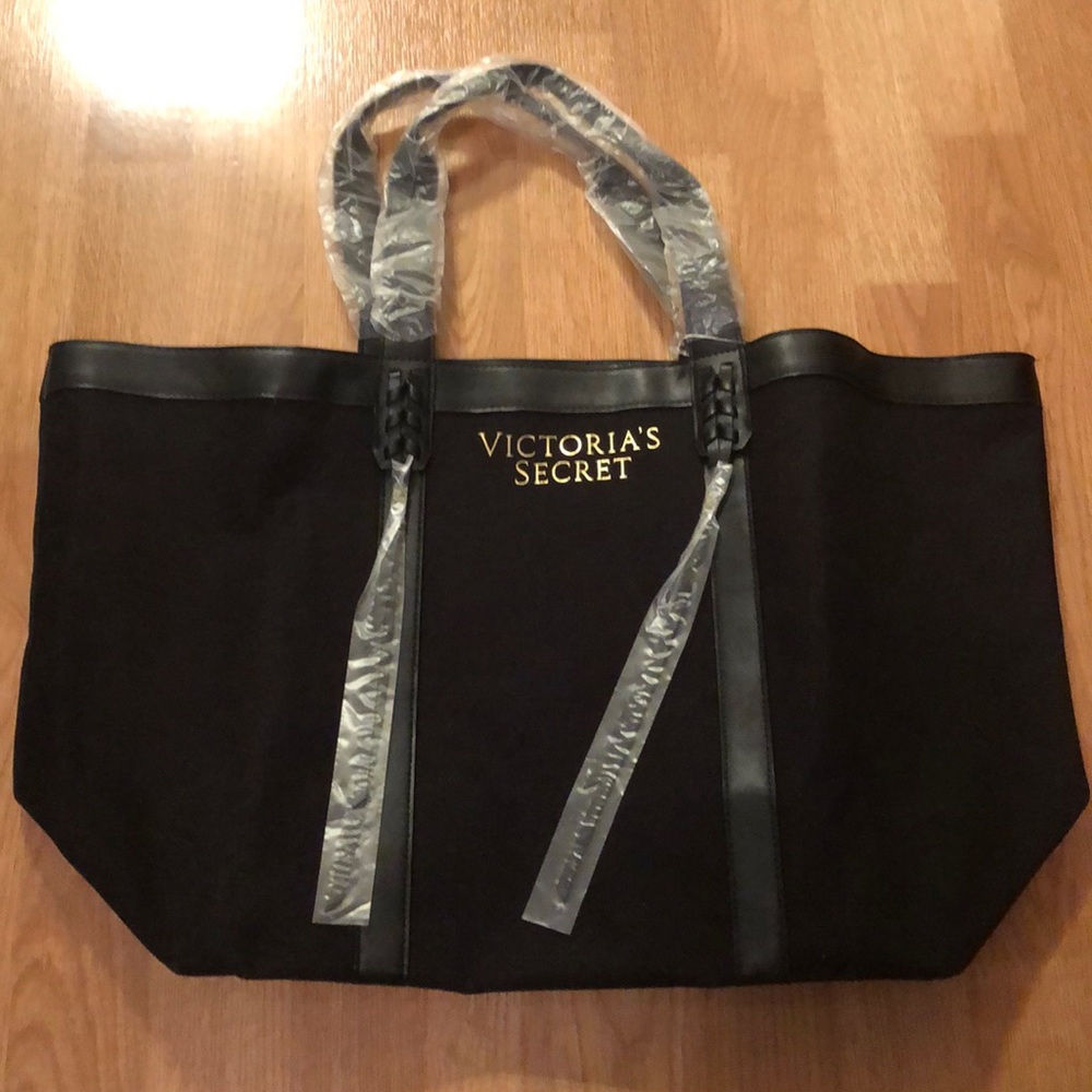 NWT Black Victoria’s Secret Tote